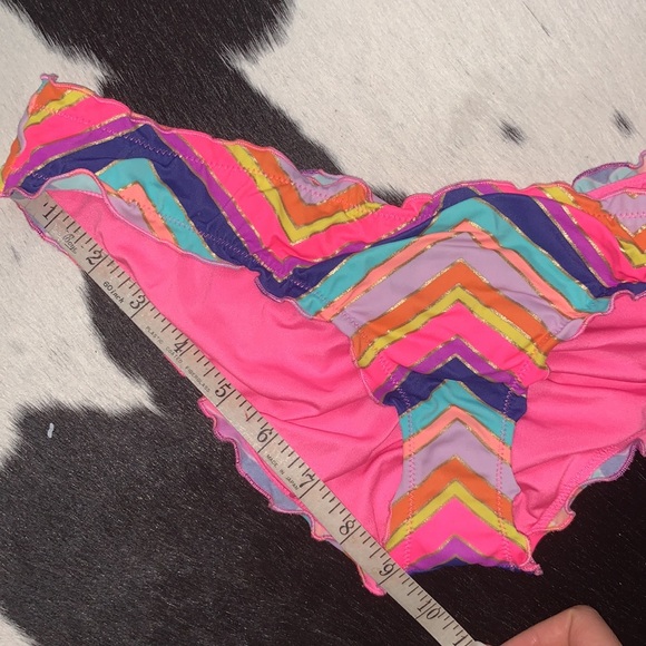 Victorias Secret Rainbow Zigzag Lettuce Hem Bikini, Medium top, small bottom - Picture 11 of 14